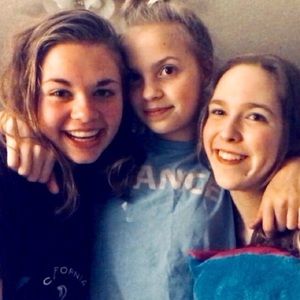 Meet your Posher, Claire